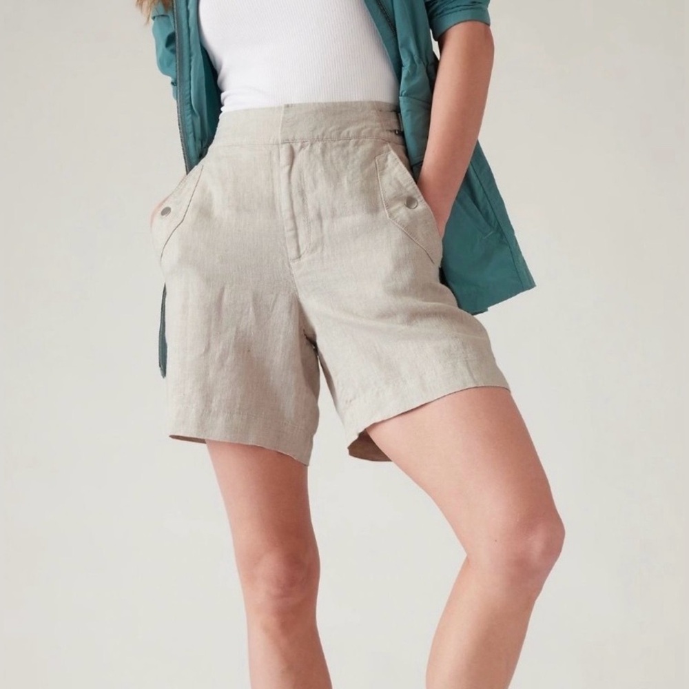 Athleta Voyager High Rise Linen Shorts in Oatmeal Size 4